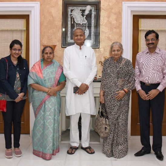 Mr. Rajiv Podar, his mother Mrs. Snehalata Podar and daughter Ms. Vedica Podar along with Shri Ashok Gehlot ji, Hon Chief Minister of Rajasthan and his wife at CM Residence, Jaipur.